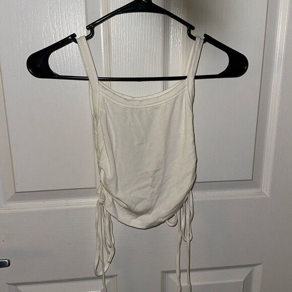 Medium White Tank Top - Picture 1 of 2